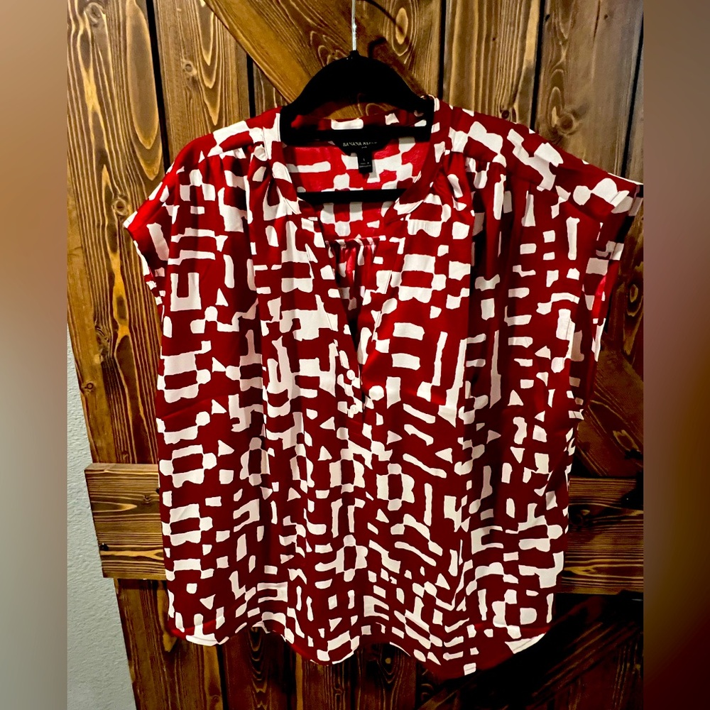 Banana Republic top size Large